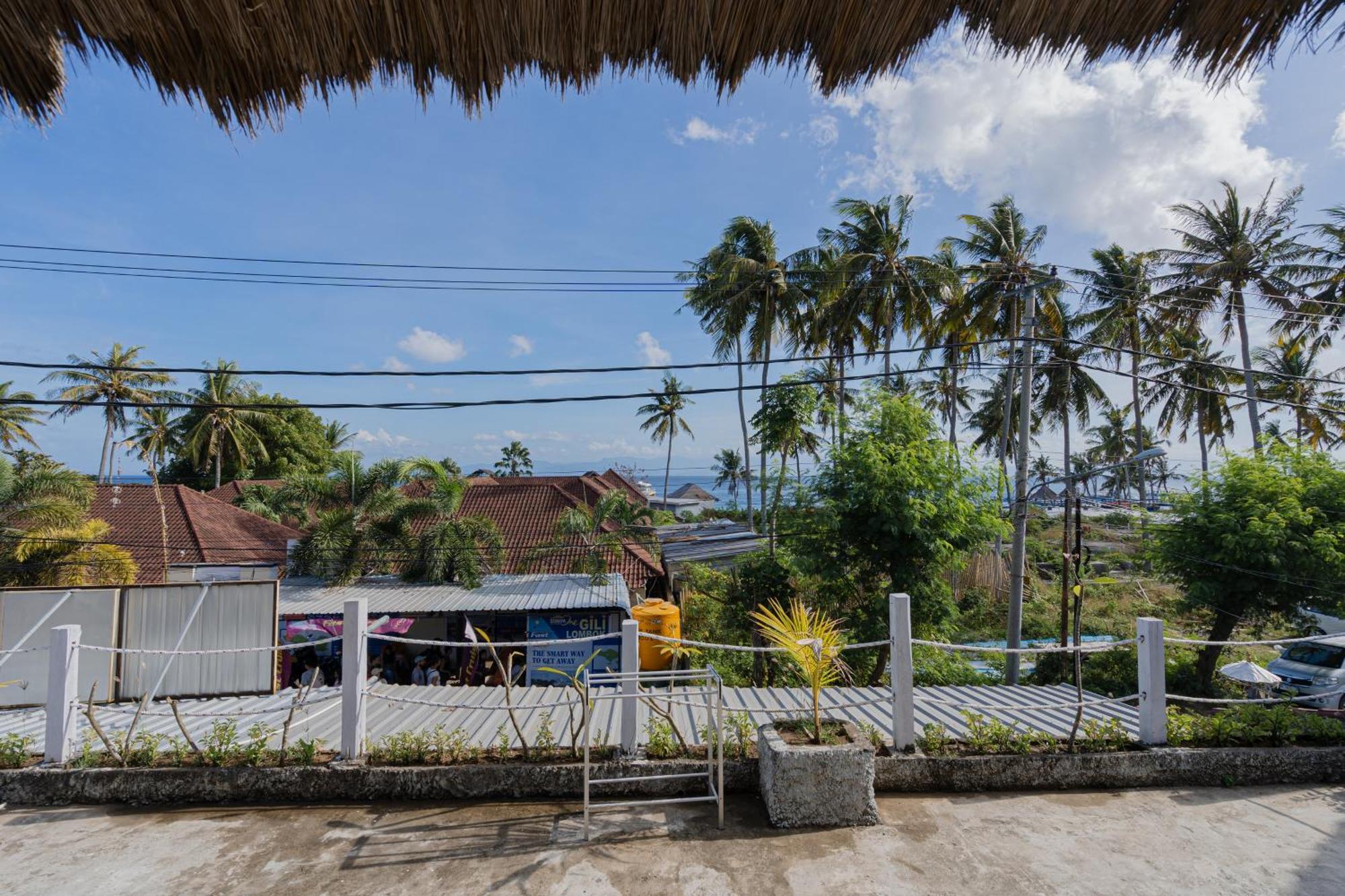 The Mel Homestay Batununggul Buitenkant foto