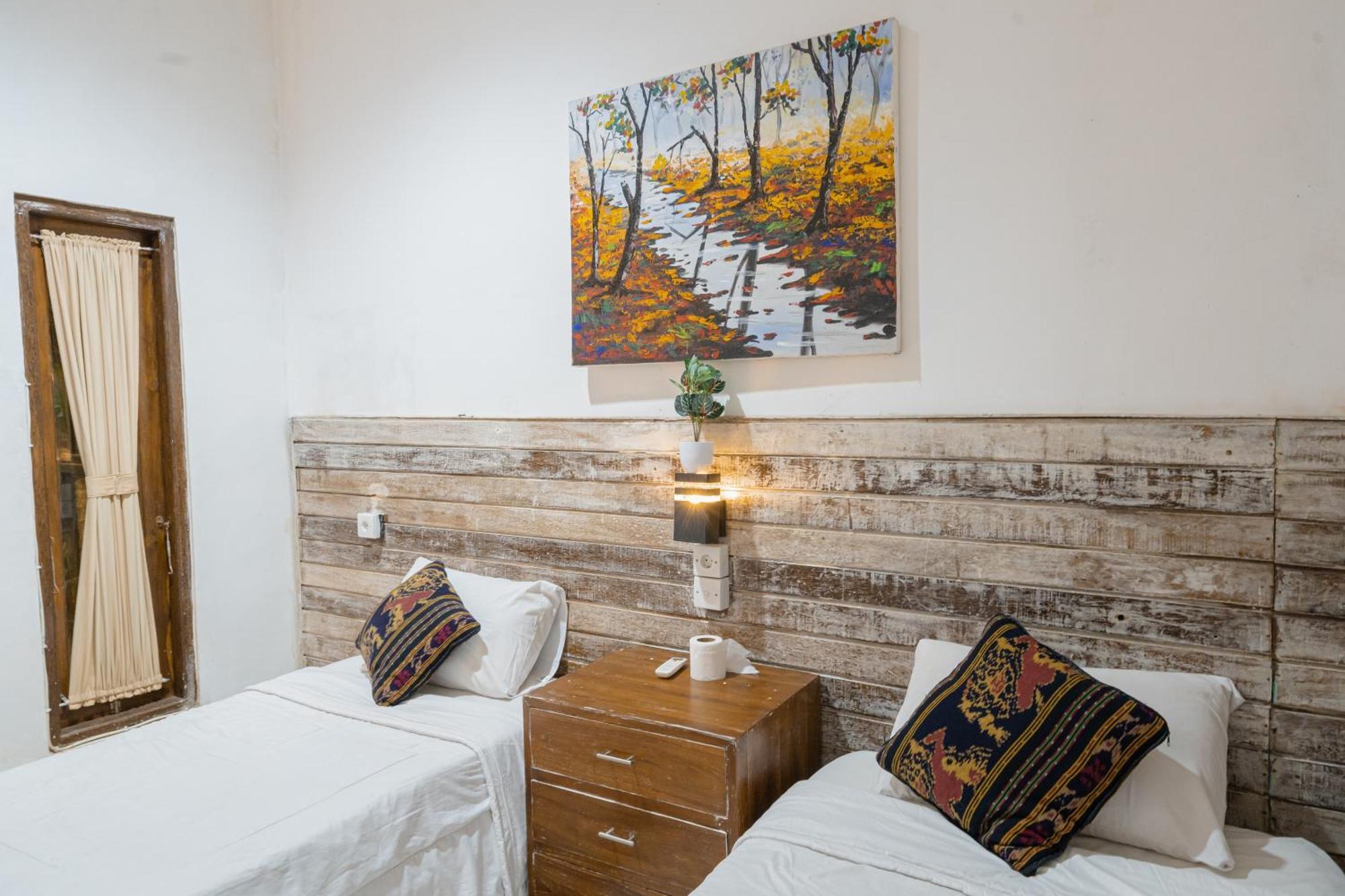 The Mel Homestay Batununggul Buitenkant foto